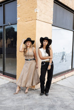 Load image into Gallery viewer, The Barstow Skirt Set