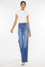 Load image into Gallery viewer, ULTRA HIGH RISE HOLLY FLARE JEANS
