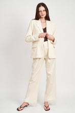 Load image into Gallery viewer, Ollie OVERSIZED CUTEDGE DETAIL BLAZER