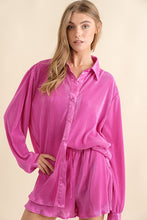 Load image into Gallery viewer, Accordian Pleat Blouse Short Set