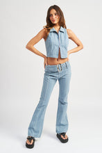 Load image into Gallery viewer, THE PLAZA LOW RISE FLARED JEANS
