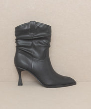 Load image into Gallery viewer, Riga - Western Inspired Slouch Boots