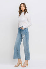 Load image into Gallery viewer, Mid Rise Crop Wide Leg Jeans