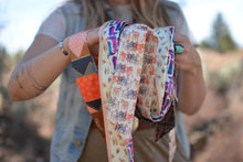 Load image into Gallery viewer, Show Day Dee Ring Snaffle Bit Silk Western Twilly Scarf