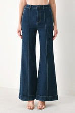 Load image into Gallery viewer, SKYLINE FLARE DENIM PANTS