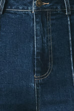 Load image into Gallery viewer, SKYLINE FLARE DENIM PANTS