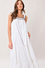 Load image into Gallery viewer, CLOUD LINE WOVEN MAXI DRESS