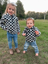 Load image into Gallery viewer, Black checkered print Sherpa