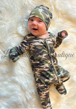 Load image into Gallery viewer, NEWBORN camo sleeper Set