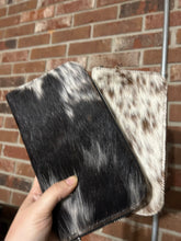 Load image into Gallery viewer, Cowhide With Mirror Wallet