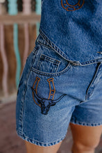 Load image into Gallery viewer, Camarillo Classic Shorts