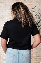 Load image into Gallery viewer, Rory Ribbed Cropped Tennis Tee in Black