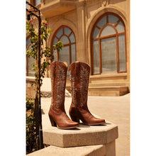 Load image into Gallery viewer, Syllvia Prairie Leather Boots in Bourbon Brown
