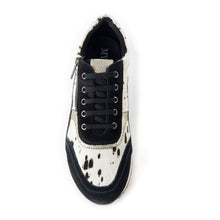 Load image into Gallery viewer, Rush Sneakers