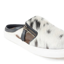 Load image into Gallery viewer, Arctic sneaker