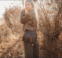 Load image into Gallery viewer, PRE ORDER: Vintage Saddle Bag (With or Without Horse Keychain)