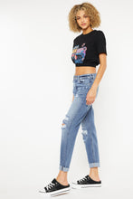 Load image into Gallery viewer, Kancan Mid Rise Distressed Straight Jeans