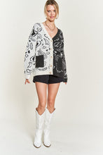 Load image into Gallery viewer, Heart paisley and Color block cardigan