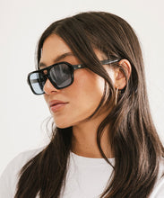 Load image into Gallery viewer, Beau Aviator Sunglasses