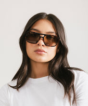 Load image into Gallery viewer, Beau Aviator Sunglasses
