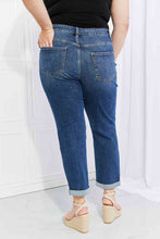 Load image into Gallery viewer, Vervet by Flying Monkey Full Size Distressed Cropped Jeans with Pockets