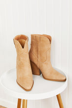 Load image into Gallery viewer, East Lion Corp Lasso My Heart Cowboy Booties