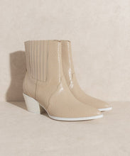 Load image into Gallery viewer, Dawn   Paneled Western Bootie