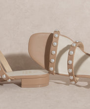 Load image into Gallery viewer, Valerie Pearl Flat Sandals