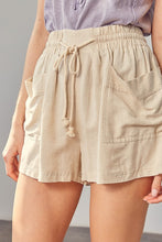 Load image into Gallery viewer, SHIRRED WIDE WAISTBAND SHORTS
