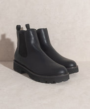 Load image into Gallery viewer, Gianna   Chunky Sole Chelsea Boot