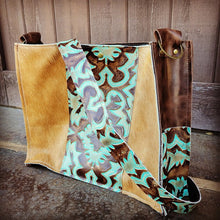 Load image into Gallery viewer, Box Handbag w/ Turquoise Laredo no fringe