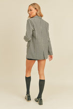 Load image into Gallery viewer, Payson Oversized Gingham Blazer