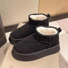Load image into Gallery viewer, Fleece Lined Chunky Platform Mini Boots