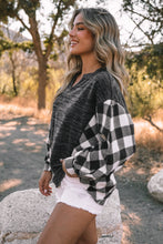 Load image into Gallery viewer, Plaid Notched Neck Top