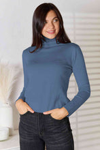 Load image into Gallery viewer, Turtleneck Long Sleeve Knit Top