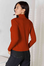 Load image into Gallery viewer, Turtleneck Long Sleeve Knit Top