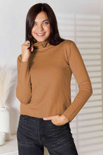 Load image into Gallery viewer, Turtleneck Long Sleeve Knit Top