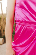 Load image into Gallery viewer, One-Shoulder Belted Tulip Hem Dress