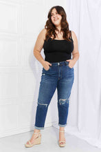 Load image into Gallery viewer, Vervet by Flying Monkey Full Size Distressed Cropped Jeans with Pockets